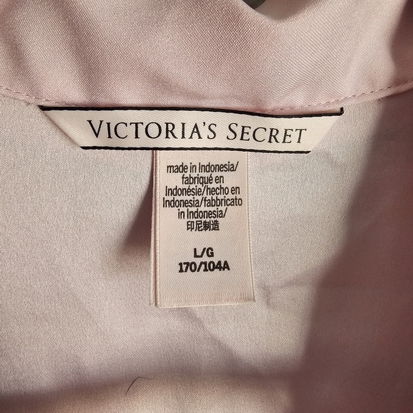 Victorias Secret Satin Ruffle Light Pink Pajama Romper One Piece Tie Waist - Picture 4 of 7